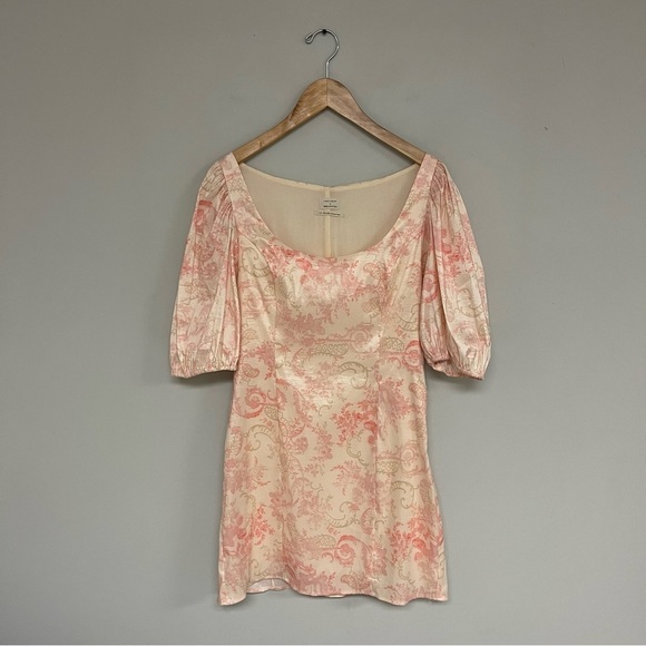 Laura Ashley x  Urban Outfitters Puff Sleeve Dress Size Large‎ Cream Pink Floral - Picture 3 of 14